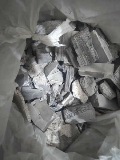 خریدار خاک کاتالیز