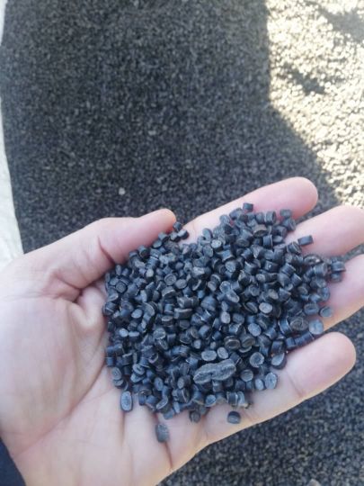 گرانول سیاه
