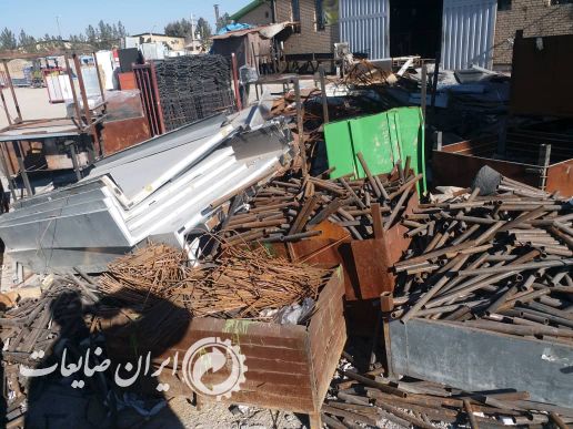 فروش ضایعات روغنی وگالوانیزه و بشکه