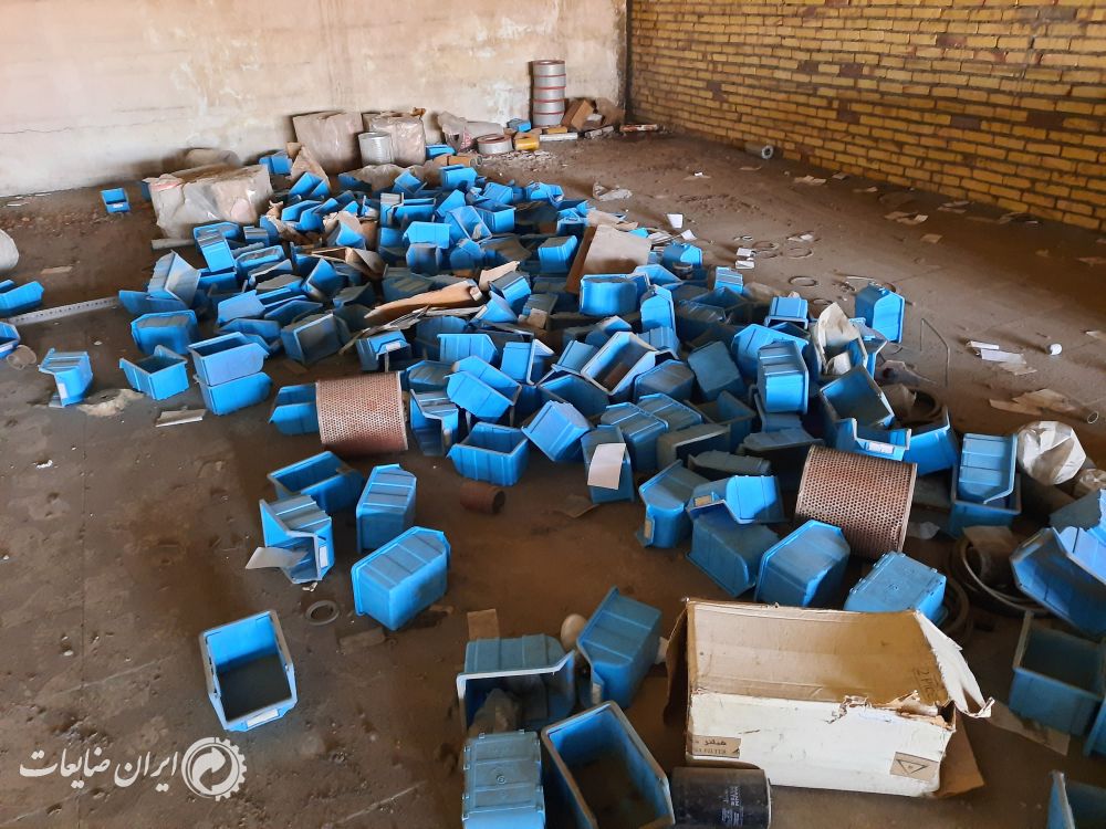 حوالی 800 تا قاب پیچ و مهره