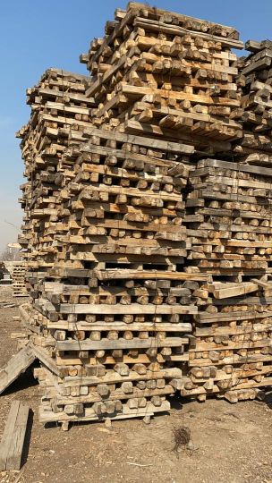چوب ایرانی 2.5 در 10 در قد2تا4 متر و چهار تراش 9*9 قدر 1 تا 1.5 متر