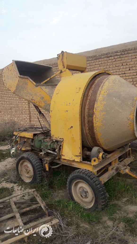 بونکر میکسر بتن با تمام لوازم