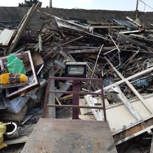 خریدار ضایعات فلزات آهن آلات و لوازم خانگی