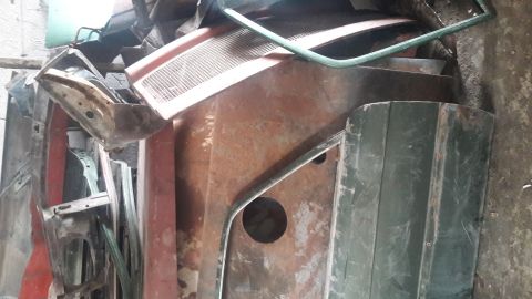 ضایعات درب و گلگیر خودرو
