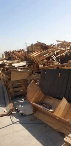 فروش چوب  و تخته ضایعاتی