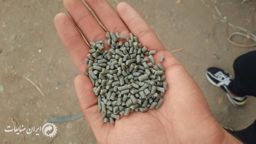گرانول عسلی توری ۸۰