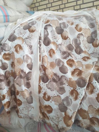 فروش انواع پارچه (پرده‌ای موجود)