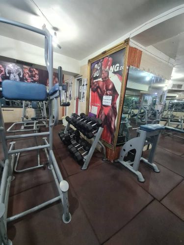 فروش یک باشگاه کامل