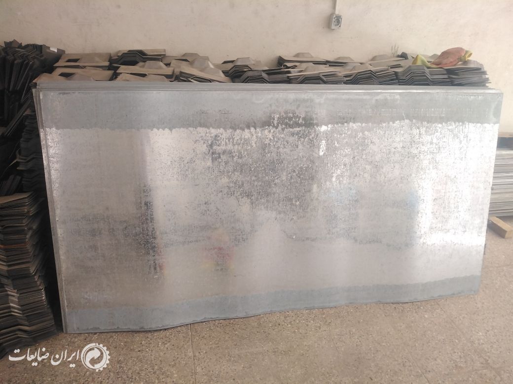 فروش ورق گالوانیزه ضخامت 50 (5 دهم) ابعاد 1*2 متر