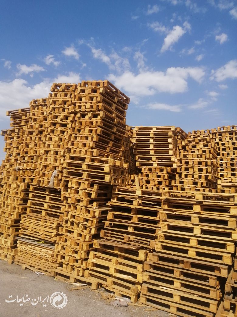 خریدانواع ضایعات چوب و پالت چوبی و ام دی اف