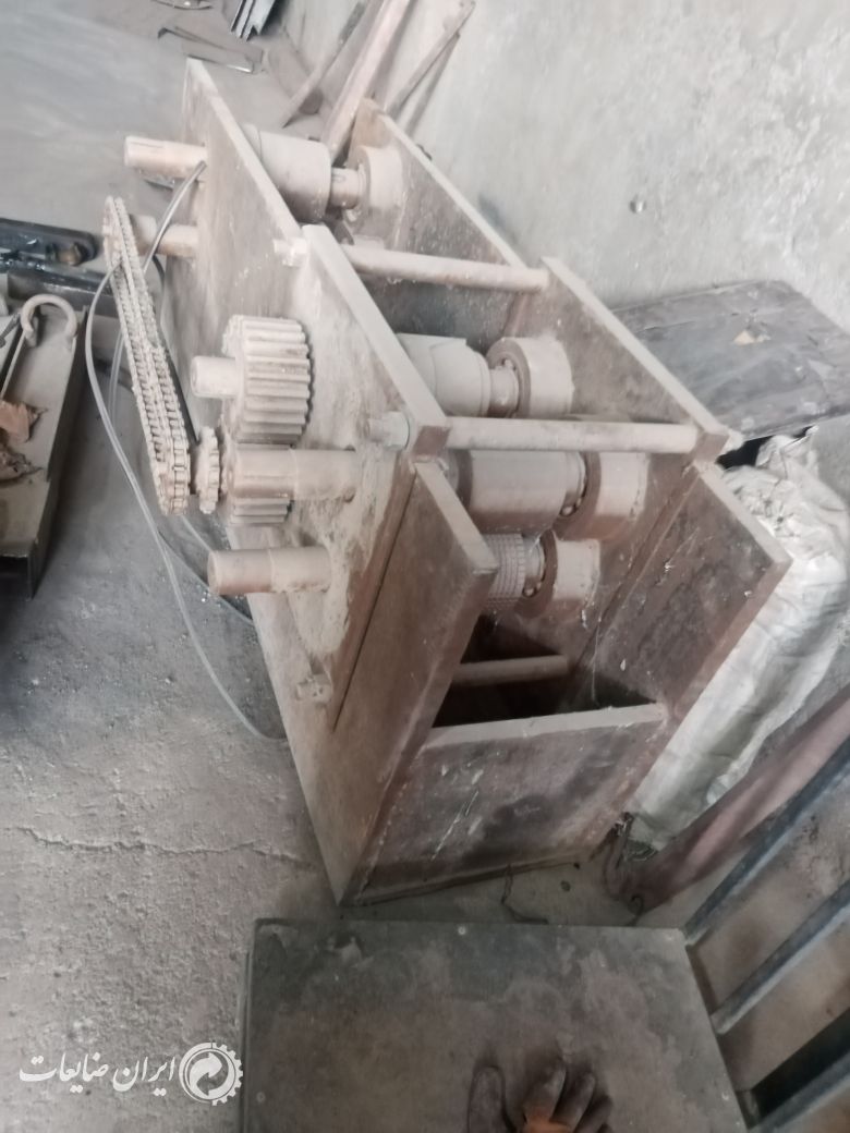 دستگاه زنبوری زن آهن