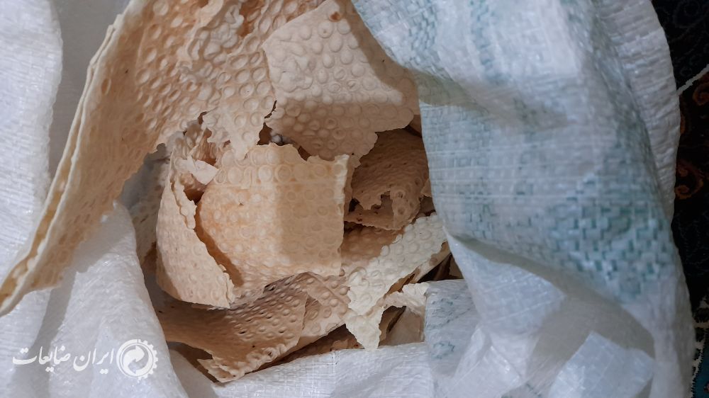 نان خشک تمیز و بیشتر لواش