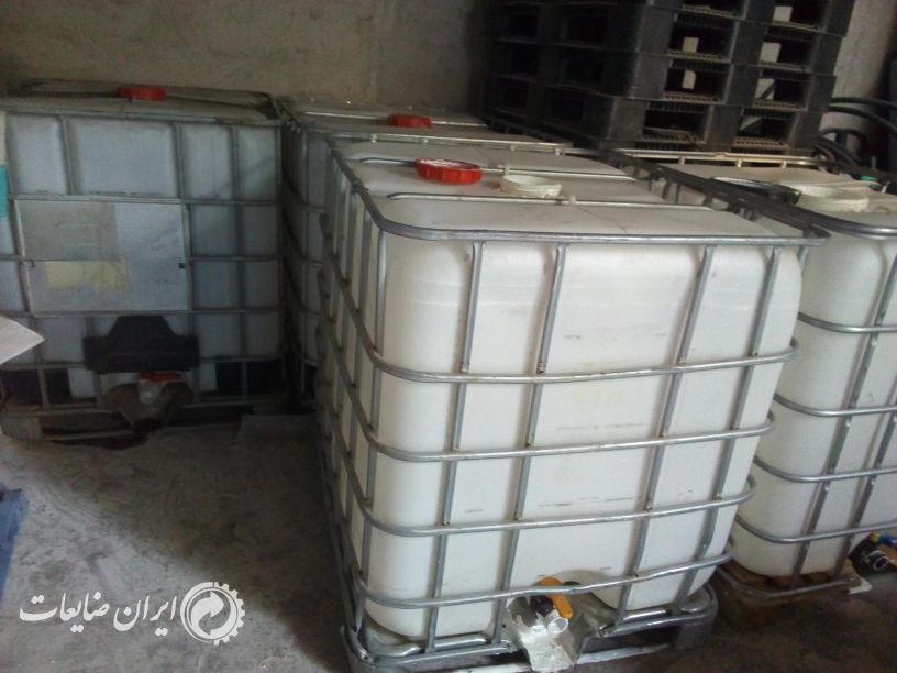 منبع آب پلاستیکی