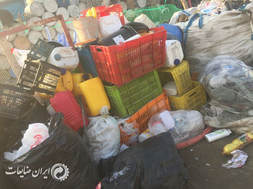 خریدار کارتن پلاستیک