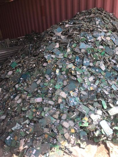 برد دستگاه کارتخوان