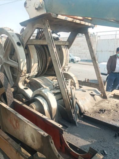 فروش یکدستگاه جرثقیل بوم خشک اوراقی