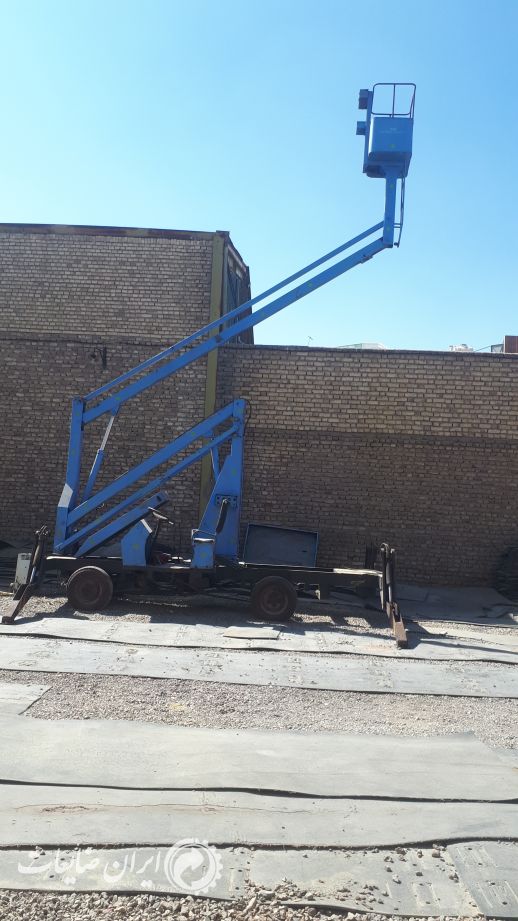 بالابر صنعتی موتور دار راننده خور