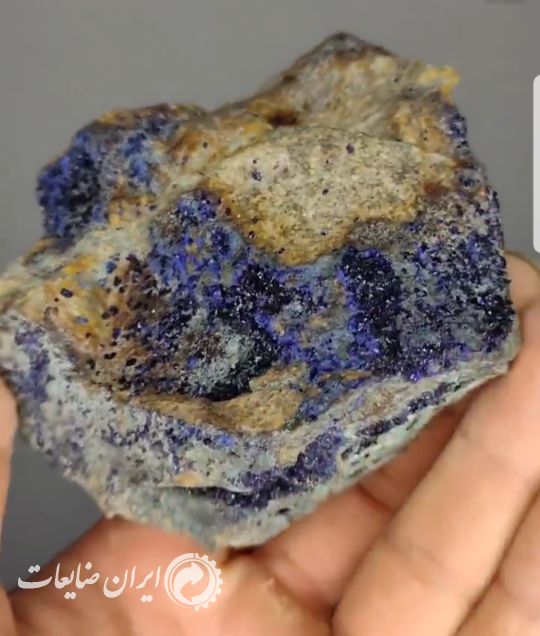 سنگ طلا معدنی