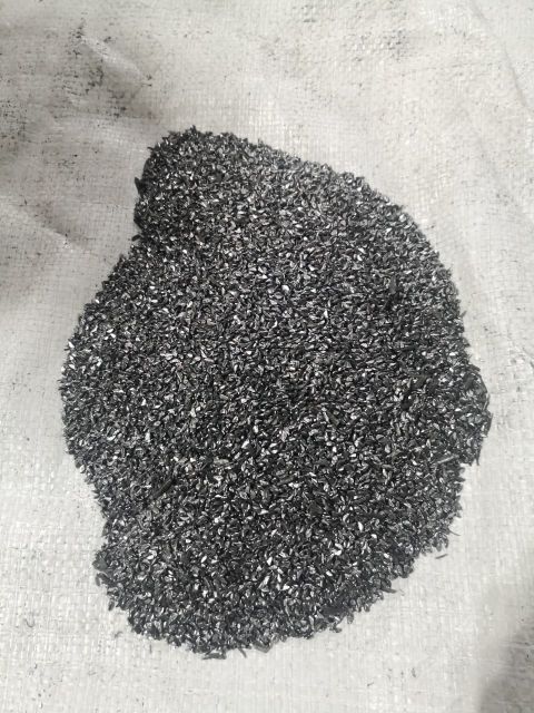 فروش آهن‌ و براده خالص میخ