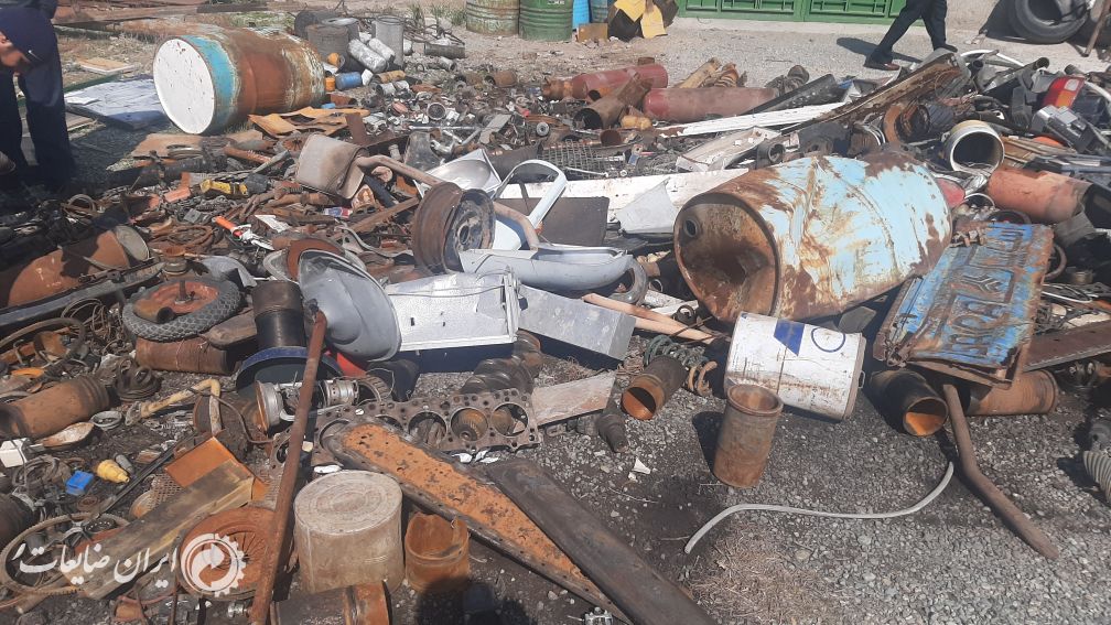 فروش ضایعات اهن آلات و قطعات ماشین الات سنگین و سبک