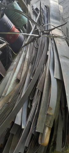 سرورق و کناره ورق دومیل و سه میل