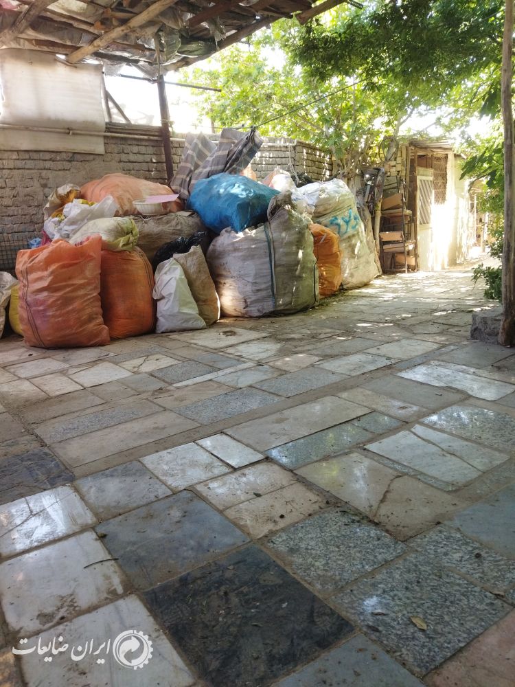 لاک سفید و بادی اماده