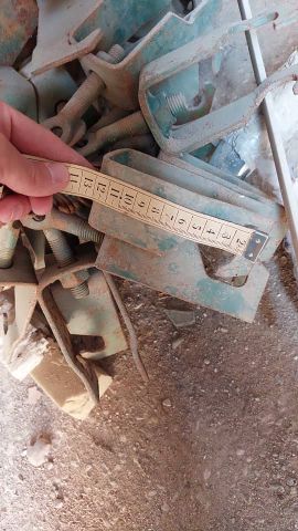 فروش چنگک قالب فلزی