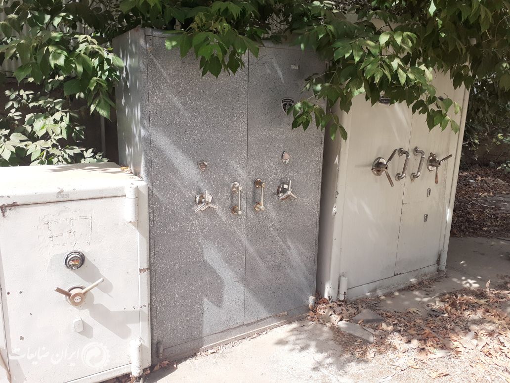 گاوصندوق هشت عدد