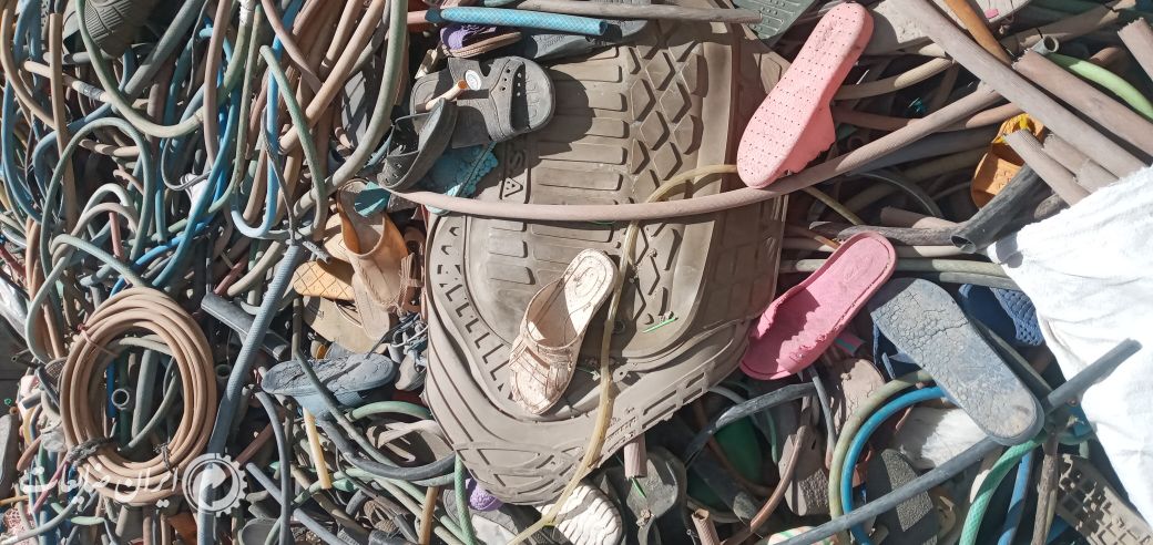 شلنگ دمپایی در هم