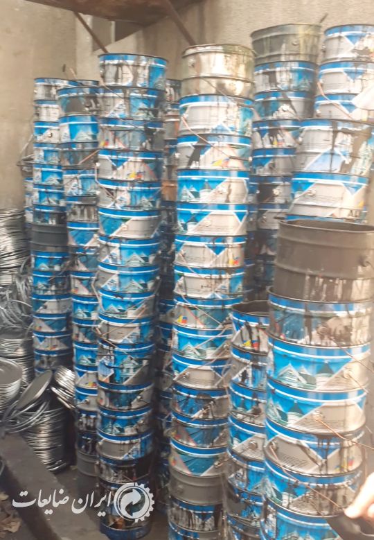 سطل رنگ فلزی