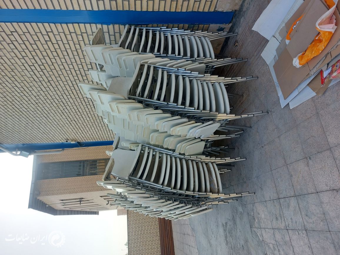 صندلی کنکور و مدرسه