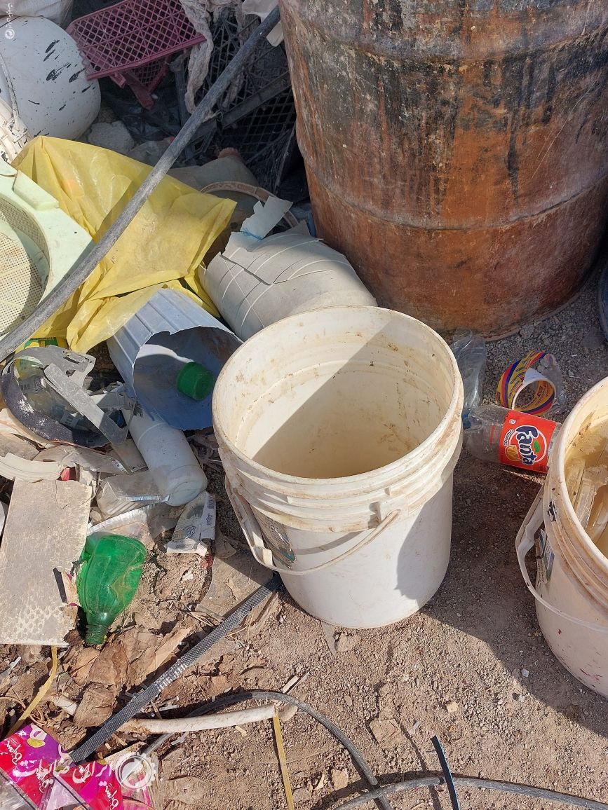 سطل پلاستیکی