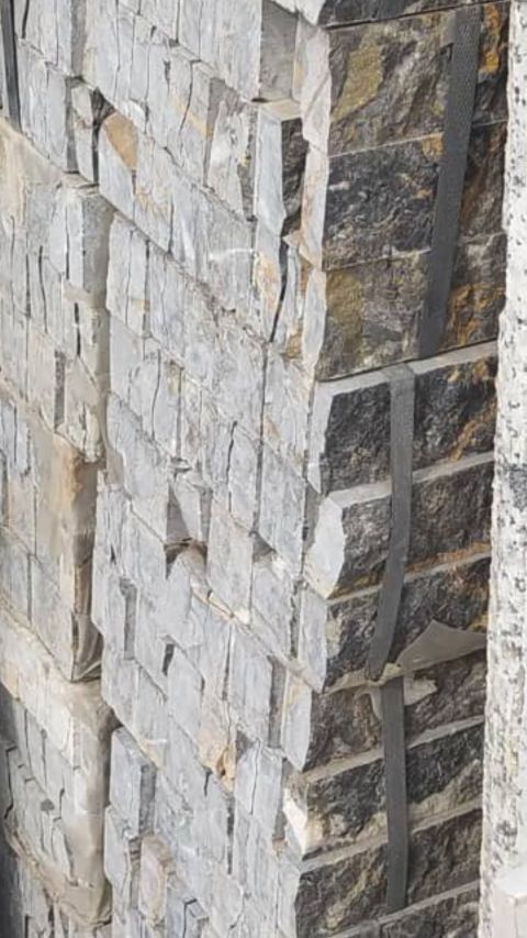 سنگ آنتیک گلدین بلک
