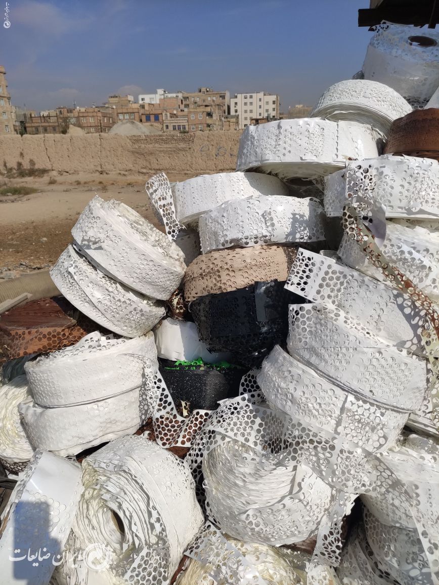 پی وی سی پشت چسب دار