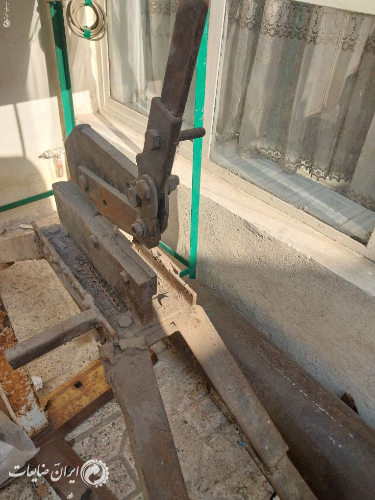 قیچی ورق بُر بزرگ