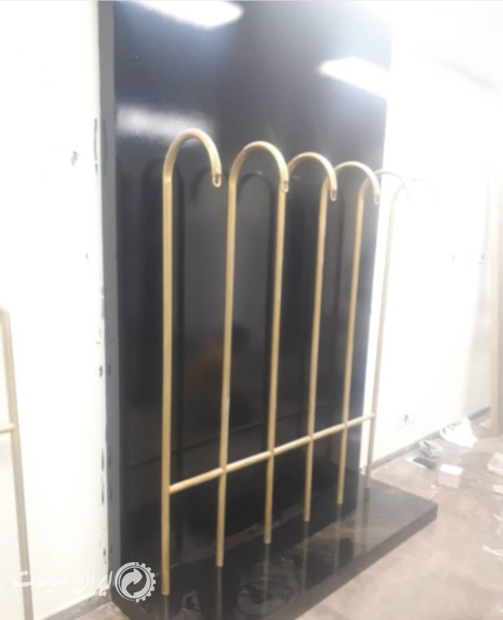 ضایعات چوب و آهن